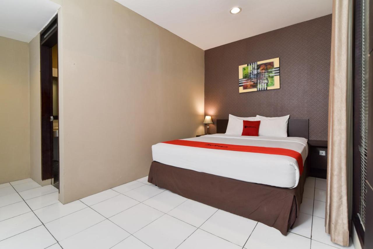 Reddoorz Plus @ Raya Legian Kültér fotó